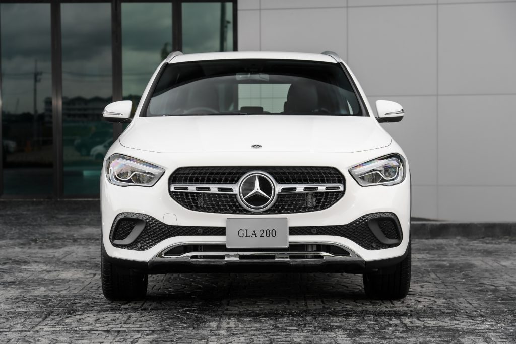 เมอร์เซเดส-เบนซ์ ส่ง “Mercedes-Benz GLA 200 Progressive” ใหม่ เติมความร้อนแรงให้ตลาดรถยนต์คอมแพ็คเอสยูวี ในราคา 2,199,000 บาท